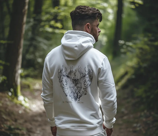 Premium Herren-Hoodie "Schwarzwald-Schädel"